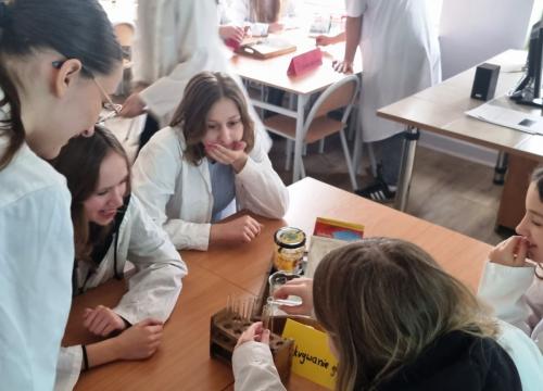 Warsztaty matematyczno - przyrodnicze dla ósmoklasistów