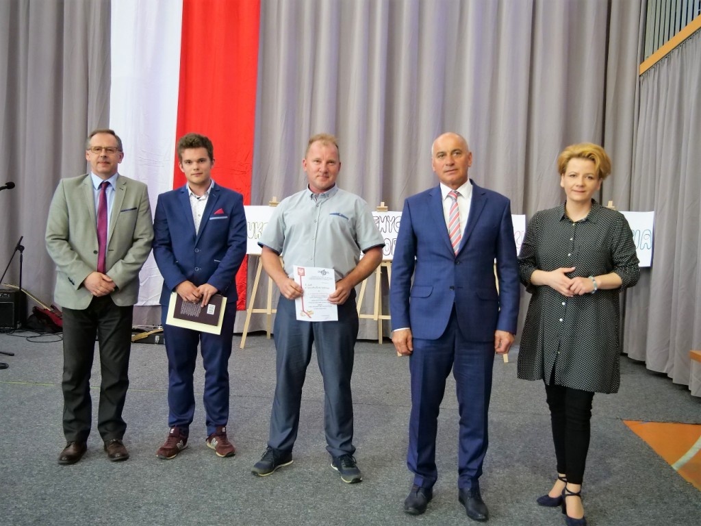 Zakończenie roku szkolnego - maturzyści 2019
