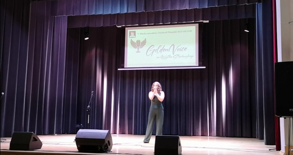 THE GOLDEN VOICE