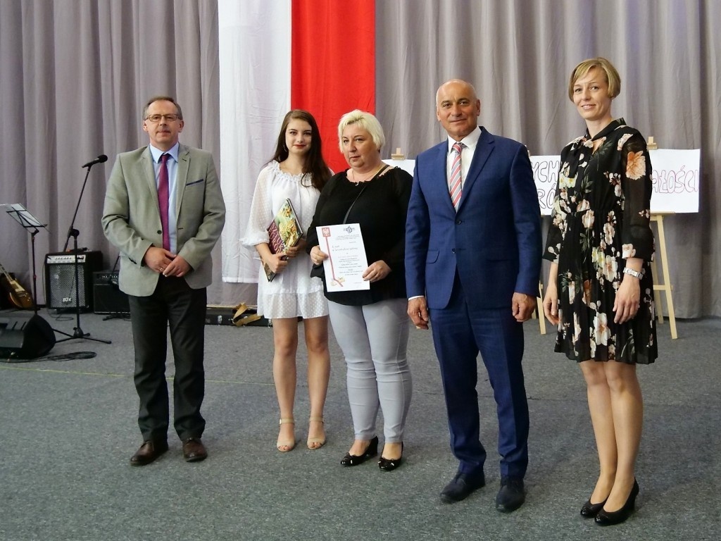 Zakończenie roku szkolnego - maturzyści 2019