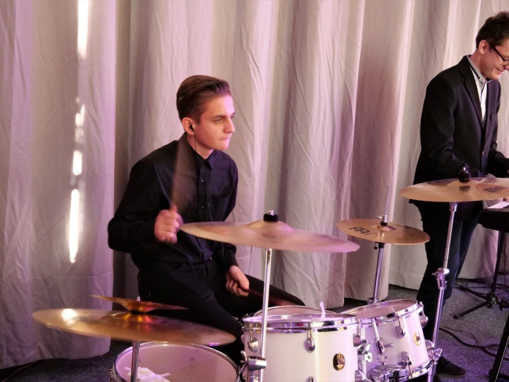 KONCERT CHARYTATYWNY  DLA WERONIKI DROBISZ VI