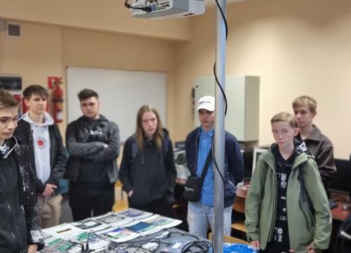 Ścisłe spotkania z ATH