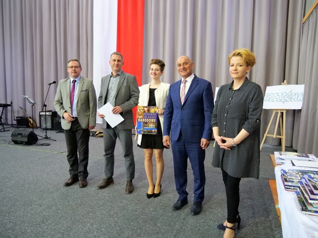 Zakończenie roku szkolnego - maturzyści 2019