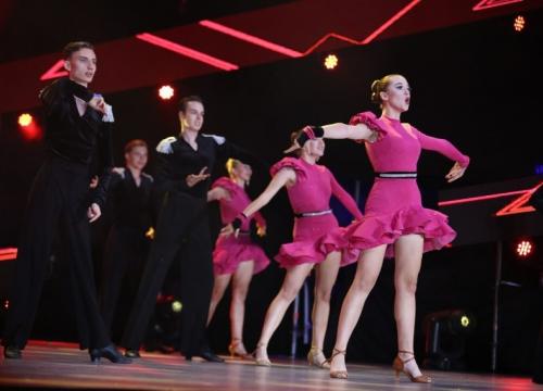 ZŁOTY APLAUZ dla AQUA Dance 